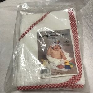 Crafter's Pride Cross Stitch 14-Count Hooded Baby Bath Towel 30x30 White/Red NWT